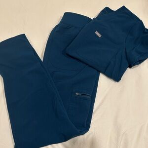 Women’s FIGS Pants